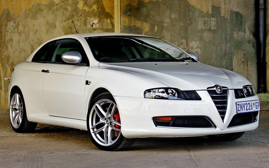 Alfa Romeo GT Limited Edition (937C) '2010